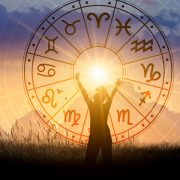 Horoscop pentru vara 2022. Ce îți rezervă luna august în funcție de zodie